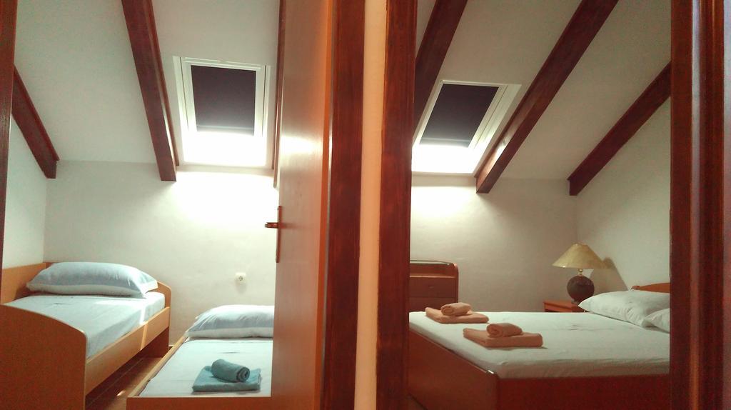 Kaprije Mistral Apartment Ngoại thất bức ảnh
