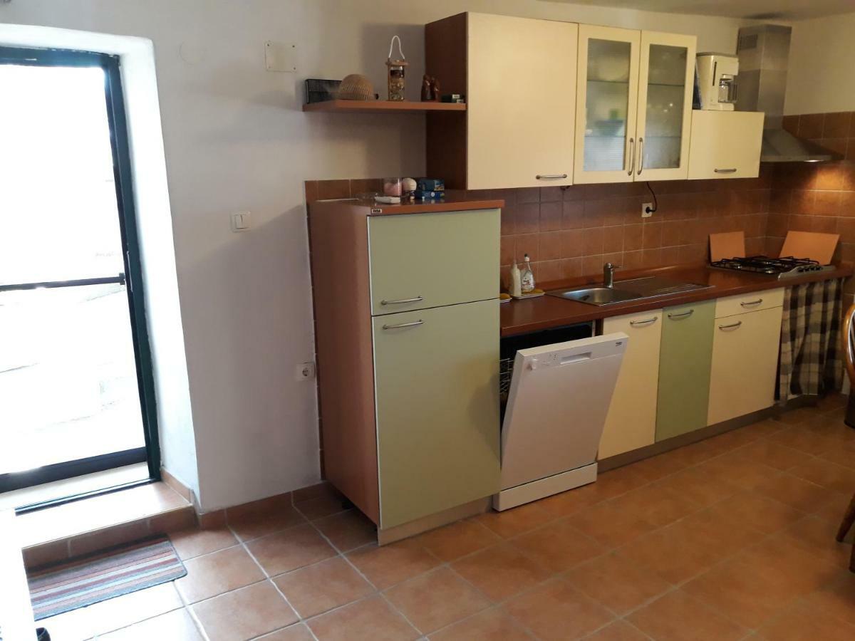 Kaprije Mistral Apartment Ngoại thất bức ảnh